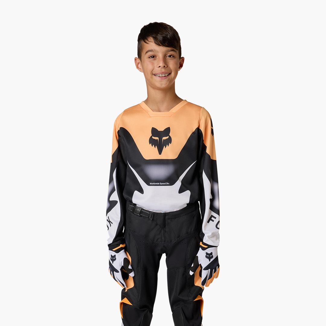 180 Noble — Black/White