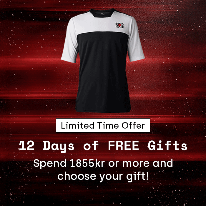 Animated image with red background and Christmas sparks. Over the background there's the Syndicate Jersey and the Dirtpaw Gloves swaping every 1.5 seconds, the glove has a text under it stating that the glove is also available in more colours. Over the image, there's also text communicating that, for 12 days, Fox will be giving away gifts for orders over 149€. This offer is for a limited time!